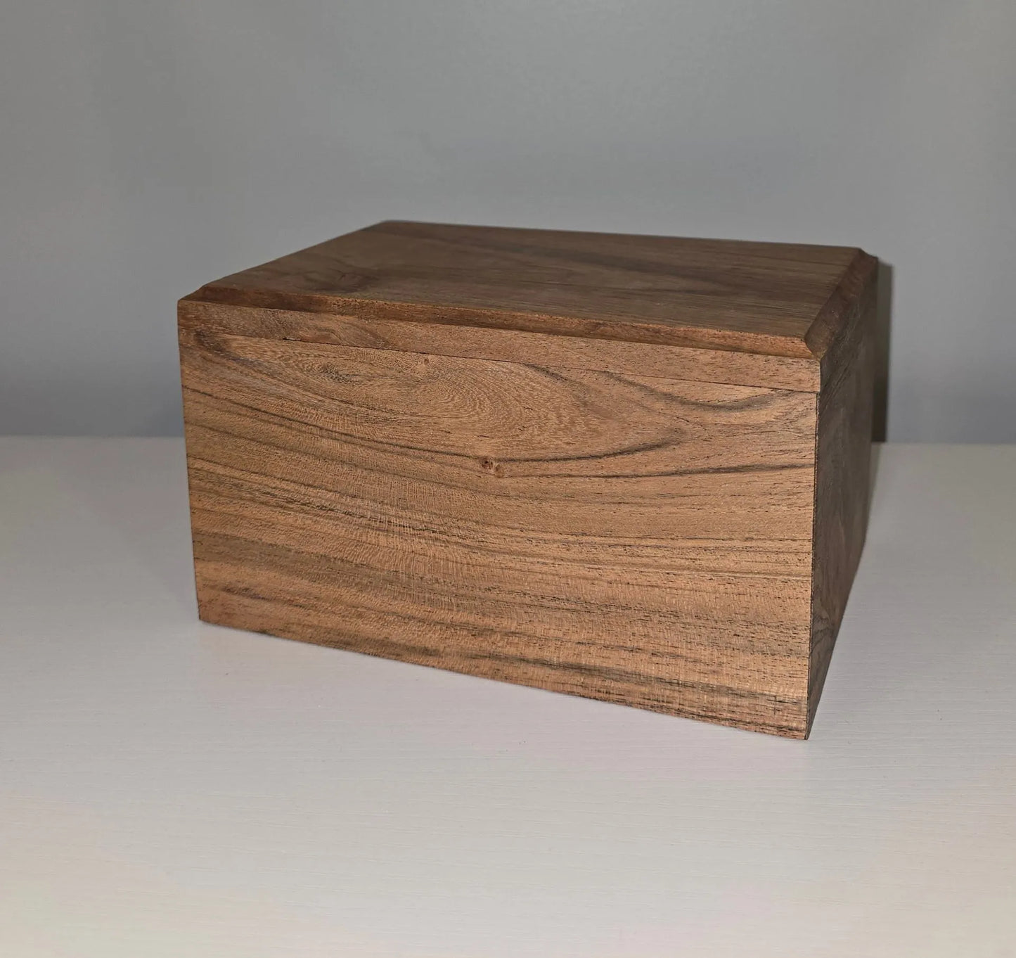 Timeless Wood Urn
